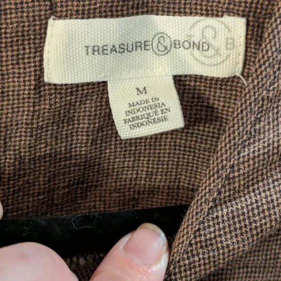 Treasure and Bond - Size Medium Brown ruffle top - NWT - Picture 2 of 4